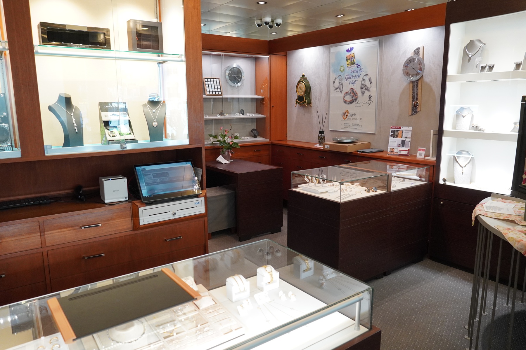 Ospelt Uhren und Schmuck AG